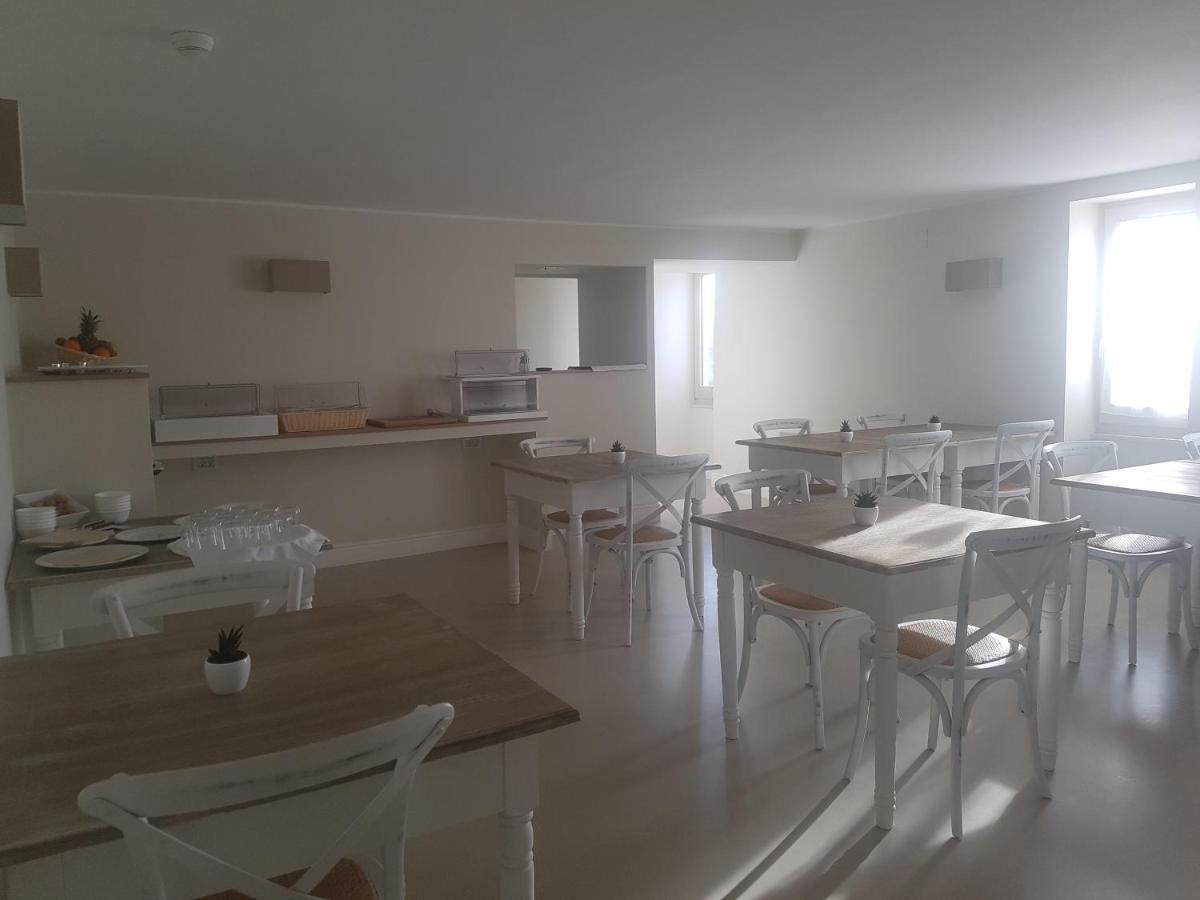 מוטולה Villa Natia מראה חיצוני תמונה